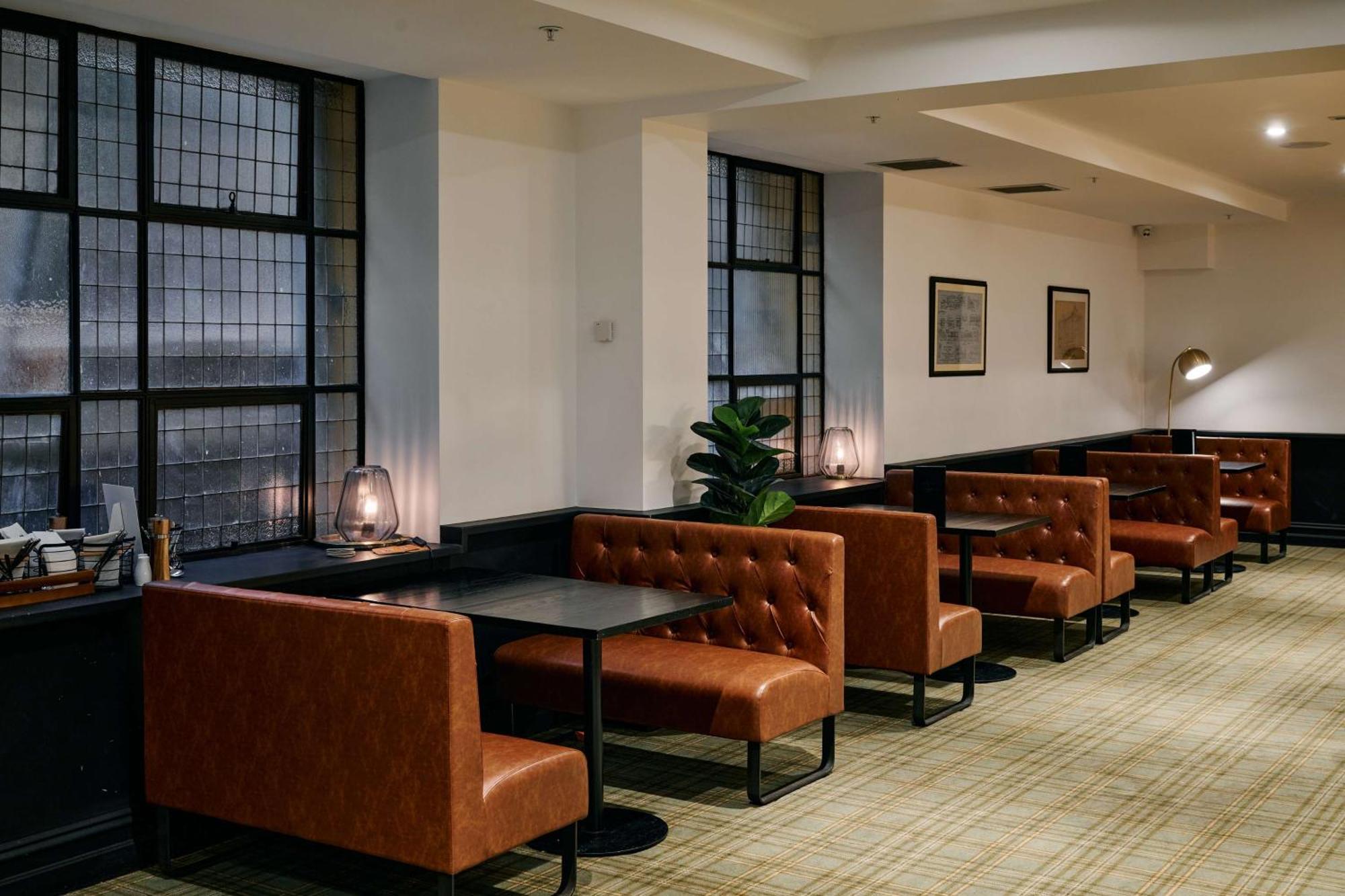 The Victoria Hotel Melbourne Eksteriør bilde